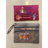 ราคา กระเป๋าที่ระลึกจากเวียดนาม ซื้อ1แถม1 จ้า (4141017927)
