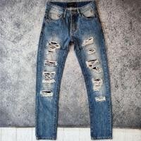 ราคา โปรดอ่านคําอธิบาย..Dolce GABBANA D&G RIPPED JEANS (27910398603)