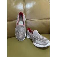 ราคา รองเท้า skechers มือสอง (9158472040)