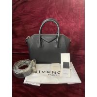 ราคา Givenchy Antigona Small bag (20848193858)