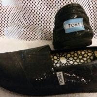 ราคา รองเท้า TOMS มือสอง ของแท้จากอเมริกา (86163117)