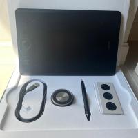 ราคา Wacom intuos pro แถมpro pen2 (22419376401)