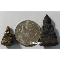 ราคา รูปหล่อโบราณพิมพ์พระพุทธ (องค์ที่ 1) (ไม่ทราบสำนัก) / พระชัยวัฒน์ รุ่นแรก พระอาจารย์พลาย วัดมะขาม ปทุมธานี (องค์ที่ 2) (3982054749)