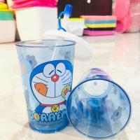 ราคา แก้วน้ำ กระบอกน้ำ ลายโดเรม่อน มีฝาปิด มีหลอดดูด ลายการ์ตูน โดเรม่อน สีฟ้า ขาว สวย น่ารักๆ พกพาสะดวก (4619702608)