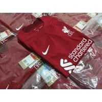 ราคา เสื้อฟุตบอลแท้ ทีมลิเวอร์พูล ชุดเหย้า ปี 2022/23 เสื้อลิเวอร์พูล Liverpool (24132092909)