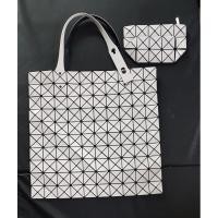 ราคา Bao Bao Issey Miyake size 10×10 + ใบเล็ก (used once) (8207857319)