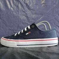 ราคา รองเท้า Tommy Jeans มือสองของแท้ Size 41/26 cm. (25707542613)