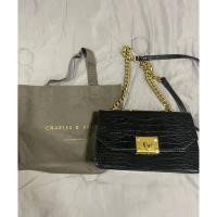 ราคา กระเป๋า Charles & Keith ส่งฟรี‼️ (18622689937)