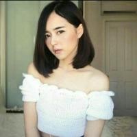 ราคา เสื้อไหมพรมปาดไหล่แขนตุ๊กตา สีขาว (6712506109)