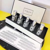 ราคา เซ็ทน้ำหอมโจมาโลน กล่องขาว 5 ขวด 5 กลิ่น Jo Malone set ขวดล่ะ 9 ml. กลิ่นหอม ติดทน กลิ่นหรูผู้ดี ใช้ได้ทั้งชายและหญิง (12028147187)