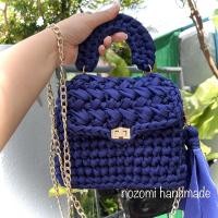 ราคา กระเป๋าถือออกงาน ไหมผ้ายืด สีน้ำเงิน (18739525372)