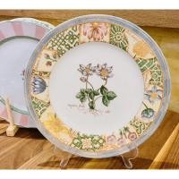 ราคา จานดินเนอร์ Wedgwood Garden Maze ลายสวยมาก (17188527439)