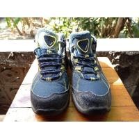 ราคา รองเท้ามือสอง สภาพดี - รองเท้าเดินป่า (9512816721)