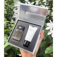 ราคา แท้ : เซ็ทน้ำหอม Dior Homme EDT 10ml. + Shower Gel 20ml. (23209147824)