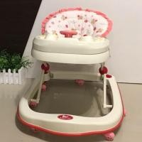 ราคา ส่งฟรี รถหัดเดิน รถพยุงเดิน ยี่ห้อ BabyCraft สีชมพู (1544231659)