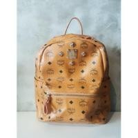 ราคา MCM Backpack size S สภาพสวย หนังเงาไม่เฟด ควรมีติดตู้ไว้ค่ะ (6019039742)