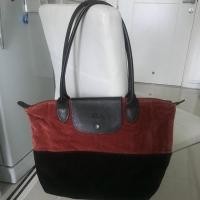 ราคา Longchamp size s หูยาวสีดำแดง รุ่น limited (รุ่นนี้หาซื้อไม่ได้แล้วนะคะ) (1276592022)