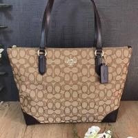 ราคา ✨พร้อมส่งค่ะ Coach tote zip ผ้าแคนวาสลายซีสีน้ำตาล ขนาด14 นิ้ว หายากแล้วนะคะ ✨ (6143258197)