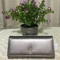 ราคา กระเป๋าสตางค์ใบยาวสามพับ Susen สีเมทาลิค (3712032220)