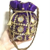 ราคา ❄️กระเป๋าอินเดียมาแล้วจ้า ::::ทุกชิ้น 150฿ ยกเว้นหนัง 350฿ จ้า #กระเป๋าอินเดีย #กระเป๋าหิ้ว #กระเป๋า (779689640)