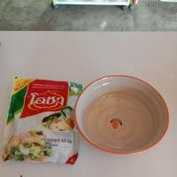 ราคา วัตถุปรุงรสอาหารรสหมู ตราโอชา 425กรัม ราคา75บ. ฟรีชาม6.5นิ้ว (6402776856)