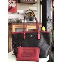 ราคา coach tote กลับด้าน มือ 2 แท้ ตำหนิมุม (17319468789)
