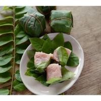 ราคา แหนมหมู ใบมะยม ห่อด้วยใบมะยมและใบตอง (1 พวง 10 มัด) !!สดใหม่ทุกวัน (28360197355)