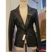 ราคา สูท ส่งฟรี เบลเซอร์หนังสีดำหนังนิ่มสวยจัดอก32-38 (22642029711)