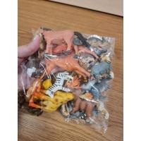 ราคา โมเดลสัตว์รวมๆมือสอง (23749125389)