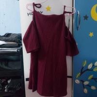 ราคา เสื้อเปิดไหล่สีแดงเลือดนก (3240434013)