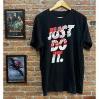 ราคา เสื้อยืดแบรนด์มือสอง THE NIKE TEE สีดำ ลายสกรีน JUST DO IT ขนาดไซส์ L (27005741243)