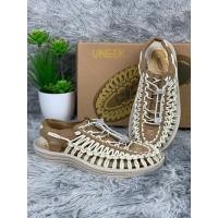 ราคา รองเท้า Keen uneek สีคาราเมล สินค้าขายดี มีพร้อมส่ง (22683734459)