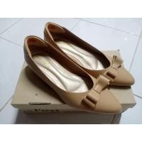 ราคา รองเท้าคัชชู สีครีม (9166888450)