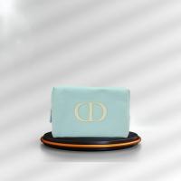 ราคา กระเป๋าใส่เครื่องสําอางค์สีฟ้าอ่อน แบรนด์ Dior (ไม่มีกล่อง) (27115857513)