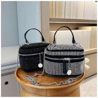 ราคา B21 กระเป๋าถือทรงถัง ถือได้ สะพายได้ (27052356975)