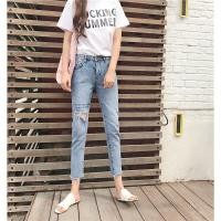 ราคา กางเกงยีนส์ทรงบอย เพ้นท์ตัวอักษร พร้อมส่ง เหลือ L (676681237)