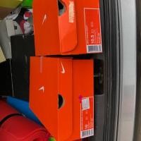 ราคา รองเท้าวิ่ง nike epic react flyknit & legend react แท้มือสองราคาไม่แพงคับ (2300670527)