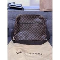 ราคา กระเป๋า Louis Vuitton รุ่น Dorsoduro ((มือสอง)) (24406187538)