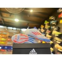 ราคา รองเท้าฟุตบอล รองเท้าสตั๊ด Adidas F50 39-45รองเท้าสตั้ด แถมกล่อง+ดันทรง+ถุงผ้า (26372769464)