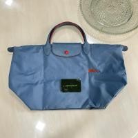 ราคา กระเป๋า Longchamp Size M หูสั้นสีฟ้า แท้ (25832415405)