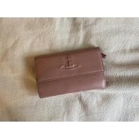 ราคา Used Good ConditionVivienne Westwood trifold wallet หนังแกะ (10935338910)