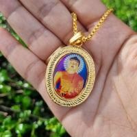 ราคา องค์ใหญ่ พร้อมสร้อยทองเหลืองของแท้ พระพุทธเมตตา จากพุทธคยา อินเดีย ด้านหน้าพระพุทธเมตตาด้านหลัง เจดีย์พุทธคยา (28761195443)