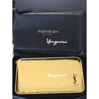 ราคา กระเป๋าเครื่องสำอางค์ YSL สีทองของแท้ พร้อมส่ง (13877739587)