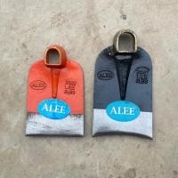 ราคา จอบขุดดิน ถางหญ้า ดายหญ้า จอบส้ม จอบ 2 ปอนด์ จอบ3ปอนด์ (25168191480)