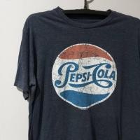 ราคา HIA PHI VINTAGE (Size XL) เสื้อยืดลายเป๊ปซี่ Pepsi Cola มือสอง (24119918136)