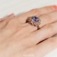 ราคา Gorgeous Swarovski Ring - แหวนสวยหรูคริสตัลสวารอฟสกี (มี 13 สี) (3332389371)