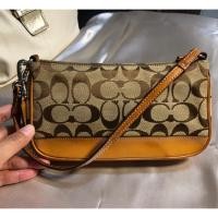 ราคา กระเป๋า Coach คล้องแขนของแท้ (6202779072)
