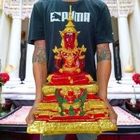 ราคา NMT8 พระแก้วแดงจักรพรรดิ์ หลวงตาม้า ฐานพญาครุฑ หน้าตัก9นิ้ว เหมาะที่จะบูชาสวดควบคู่กับคาถามหาจักรพรรดิหลวงปู่ดู่วัดสะแก (23849330053)