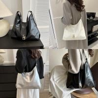 ราคา กระเป๋าหนังสะพายข้าง SS สไตล์เกาหลี ใบใหญ่ มี3สี (28014440849)