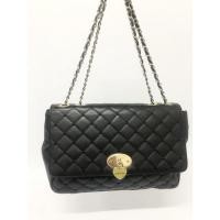 ราคา กระเป๋ามือสอง ของแท้ LOVCAT PARIS หนังแท้ สีดำ ขนาด 11 นิ้วครึ่ง พร้อมส่ง (16779350403)